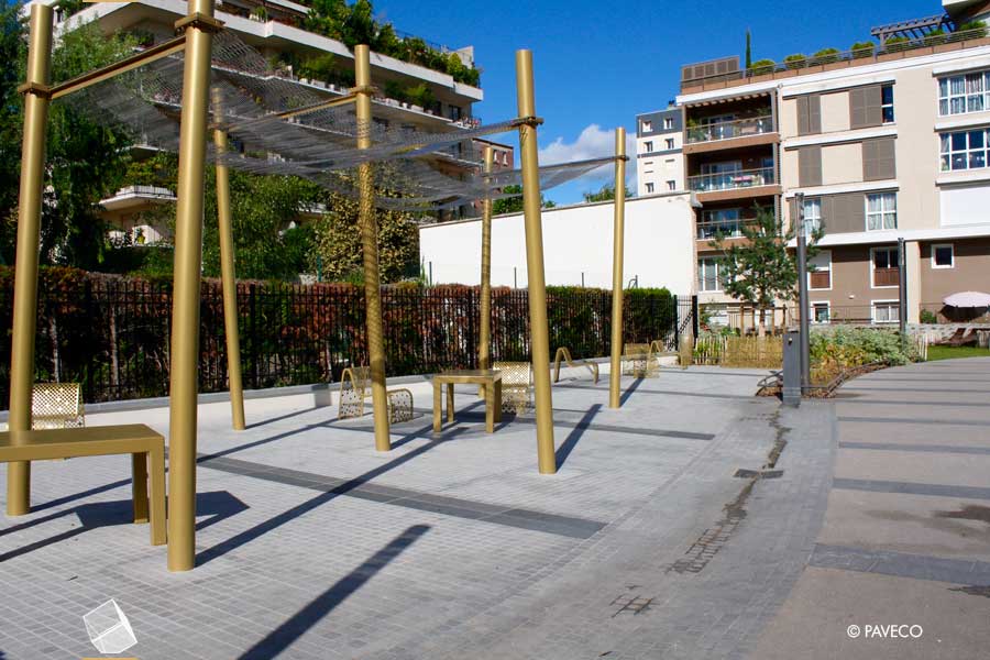 Courbevoie, Square Raspail-Kilford