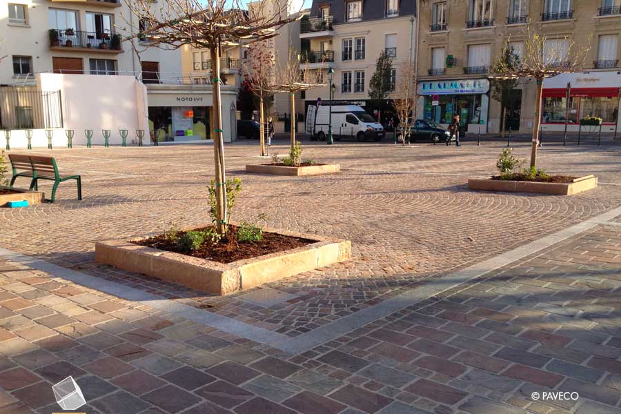 Place Jean Jaurès à Rueil-Malmaison